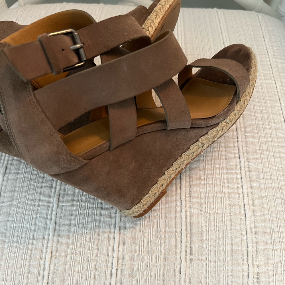 Dolce Vita Keep Kova Wedges - Picture 7 of 8